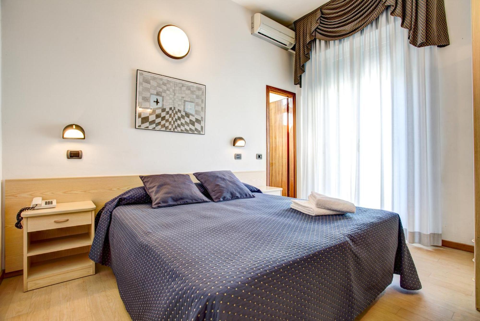 Hotel Villa Dei Gerani Ρίμινι Εξωτερικό φωτογραφία