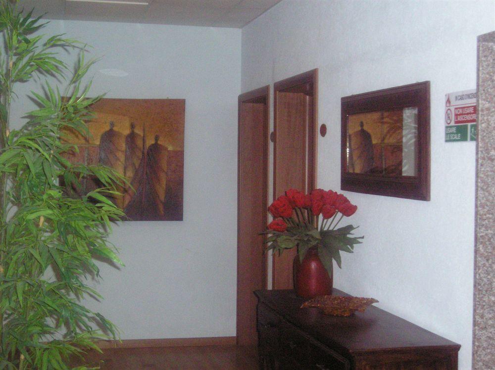 Hotel Villa Dei Gerani Ρίμινι Εξωτερικό φωτογραφία