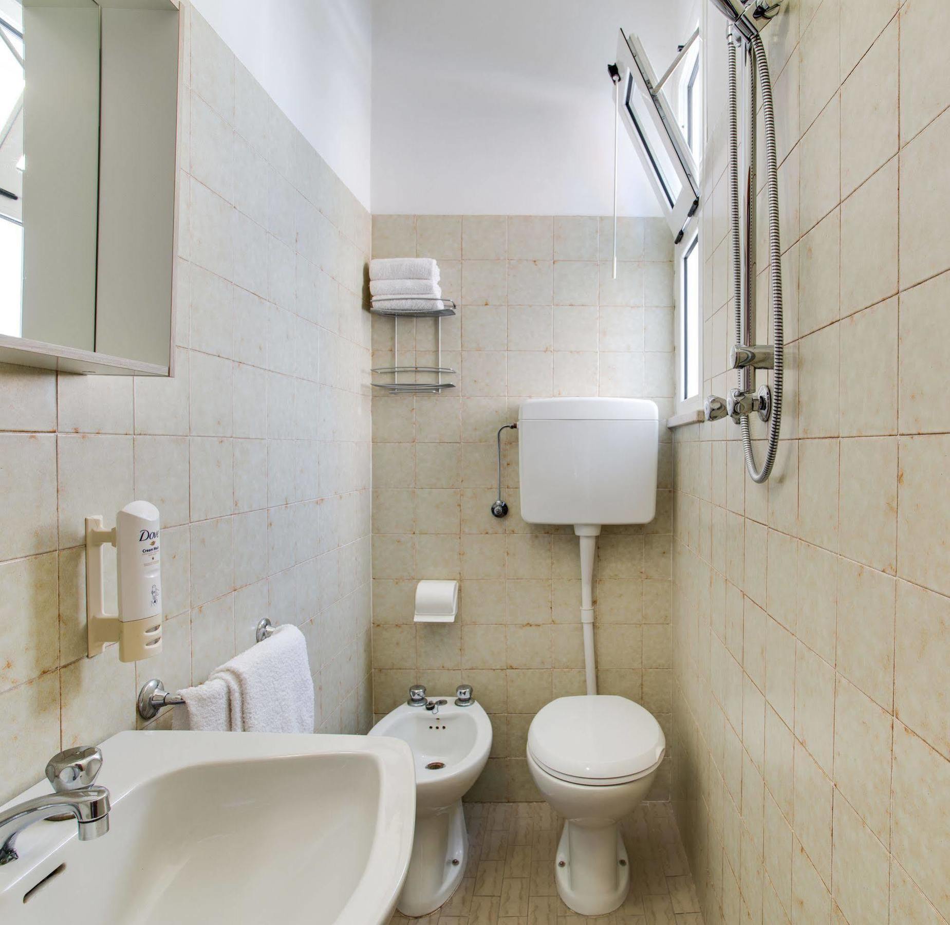 Hotel Villa Dei Gerani Ρίμινι Εξωτερικό φωτογραφία