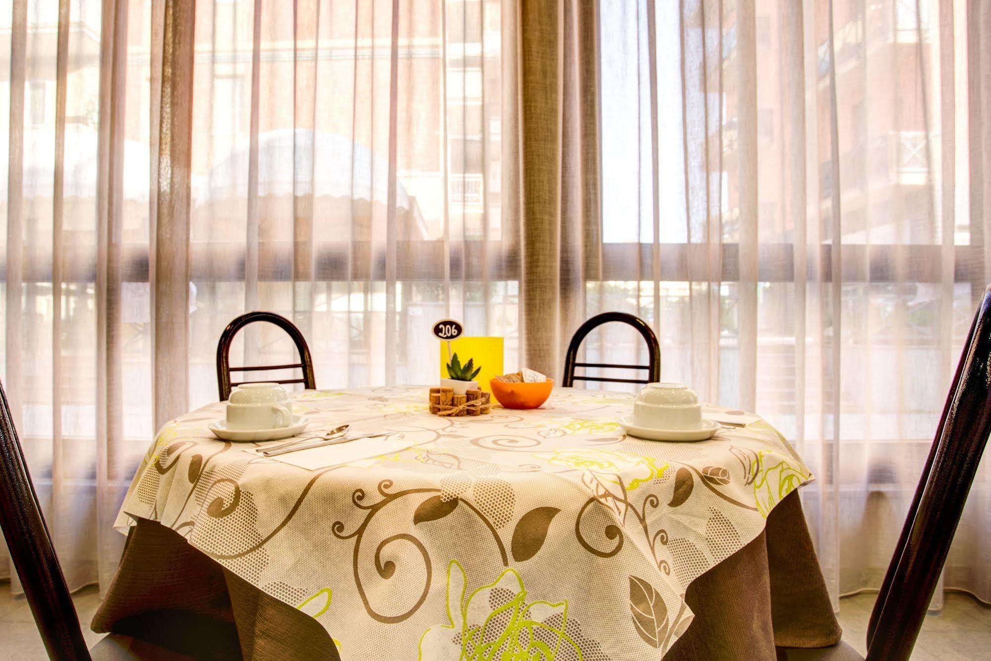 Hotel Villa Dei Gerani Ρίμινι Εξωτερικό φωτογραφία