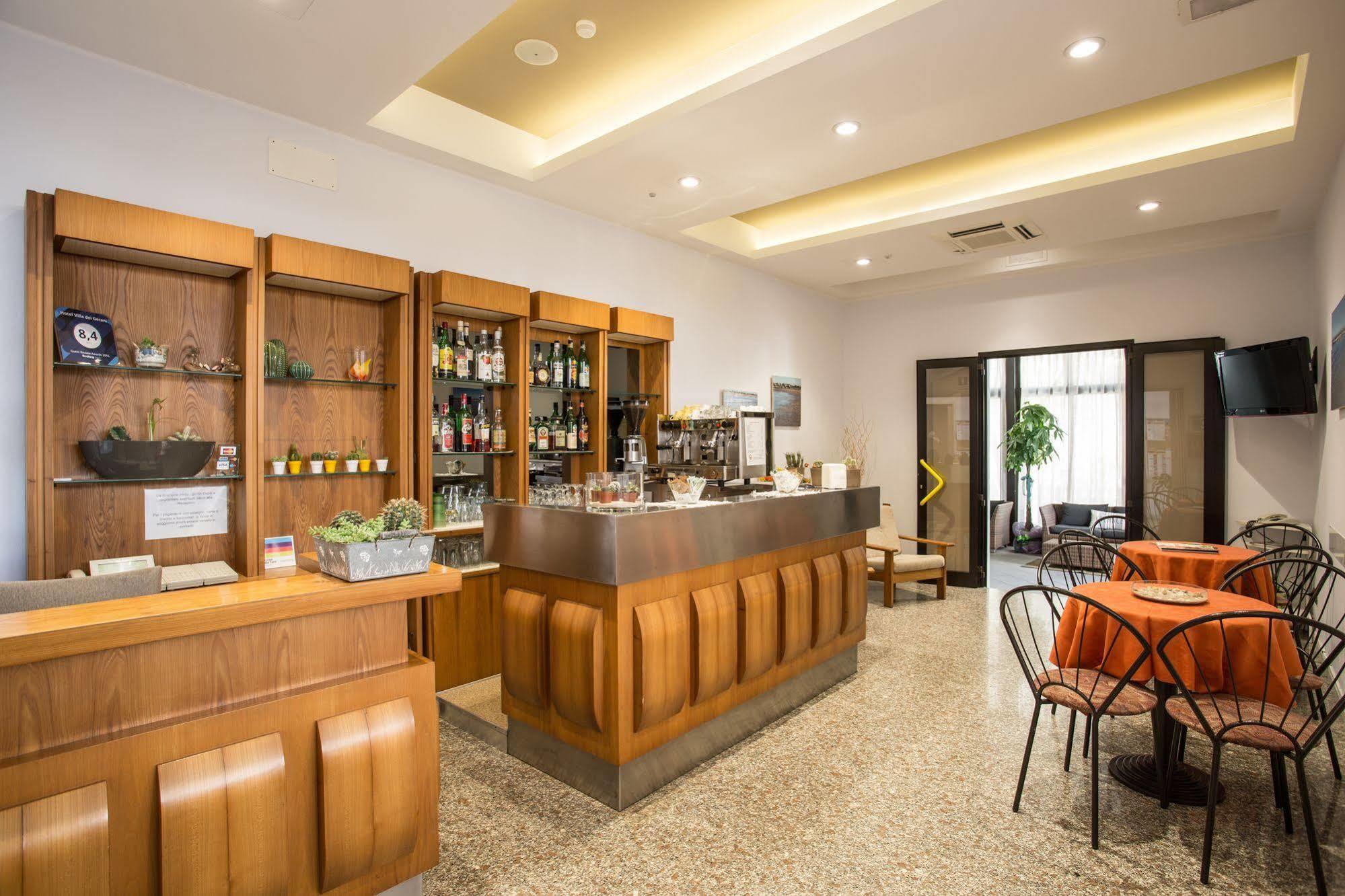 Hotel Villa Dei Gerani Ρίμινι Εξωτερικό φωτογραφία
